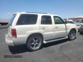 2005 Cadillac Escalade z VIN 1GYEC63T25R181430, wystawiony jako Copart lot #60573205 z przebiegiem 226 012 mil mil oraz Czysty tytuł • Clean title. Historia ofert i sprzedaży dostępna na DreamBid. Obrazek 3.
