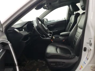 2019 Toyota RAV4 with VIN 2T3R1RFV7KW042451, listed as a Copart auction lot 54621815 with 155,183 mi miles and Salvage title. Bid and sale history available at DreamBid. Image 7.