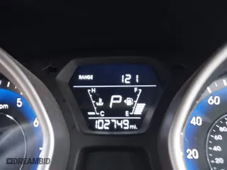 2016 Hyundai Elantra SE with VIN KMHDH4AE5GU489280, listed as a IAAI auction lot 41008040 with 102,749 mi miles. Bid and sale history available at carsss.com. Image 16.