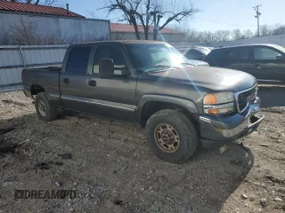 2002 GMC Sierra 1500HD SLE z VIN 1GTGC13U22F171102, wystawiony jako Copart lot #47178475 z przebiegiem Nie podano mil oraz Szkoda całkowita • Salvage title. Historia ofert i sprzedaży dostępna na DreamBid. Obrazek 4.