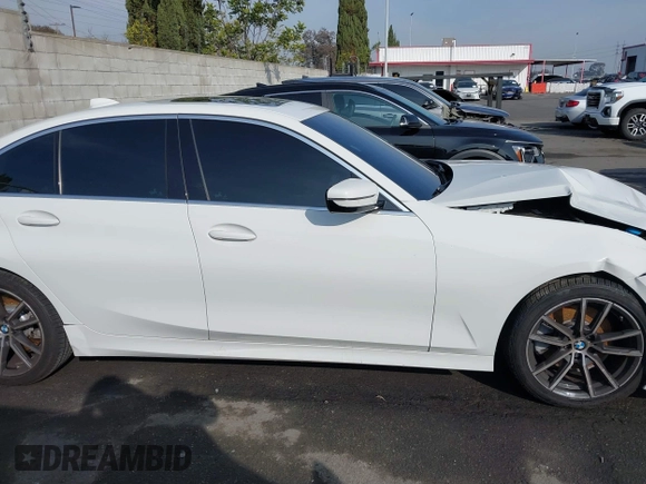 2021 BMW 3 Series 330e with VIN 3MW5P7J00M8C21180, listed as a IAAI auction lot 41451850 with 70,459 mi miles. Bid and sale history available at carsss.com. Image 13.