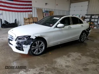 2018 Mercedes-Benz C 300 z VIN 55SWF4KB2JU280486, wystawiony jako Copart lot #46850755 z przebiegiem 73 452 mil mil oraz Szkoda całkowita • Salvage title. Historia ofert i sprzedaży dostępna na DreamBid. Obrazek 1.