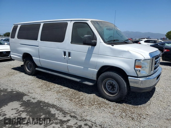 2014 Ford Econoline Passenger XL z VIN 1FBSS3BL9EDA71908, wystawiony jako Copart lot #57168455 z przebiegiem 171 672 mil mil oraz Tytuł czysty. Historia ofert i sprzedaży dostępna na DreamBid. Obrazek 4.