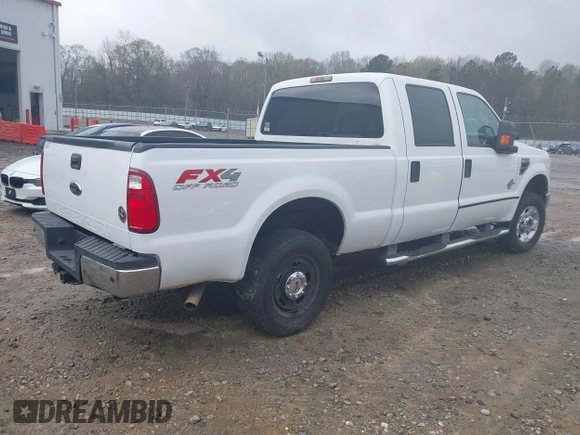 2010 Ford Super Duty F-250 SRW XL with VIN 1FTSW2BY2AEA60565, listed as a IAAI auction lot 41714262 with 177,014 mi miles. Bid and sale history available at carsss.com. Image 4.
