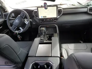 2023 Toyota Sequoia SR5 with VIN 7SVAAABA4PX019994, listed as a Copart auction lot 45937525 with 39,421 mi miles and Salvage Title. Bid and sale history available at carsss.com. Image 8.