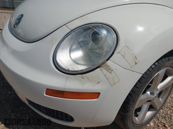 2007 Volkswagen Beetle Triple White with VIN 3VWFF31Y77M421510, listed as a IAAI auction lot 42682813 with 113,766 mi miles and . Bid and sale history available at DreamBid. Image 6.