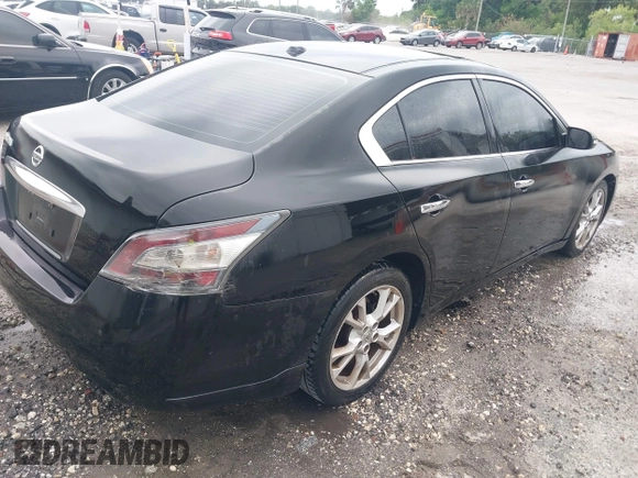 2014 Nissan Maxima S with VIN 1N4AA5AP5EC463435, listed as a IAAI auction lot 41960665 with 173,326 mi miles and . Bid and sale history available at DreamBid. Image 4.
