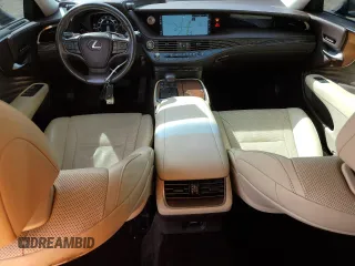 2019 Lexus LS with VIN JTHB51FF8K5008119, listed as a Copart auction lot 45424905 with 73,714 mi miles and Salvage Title. Bid and sale history available at carsss.com. Image 8.