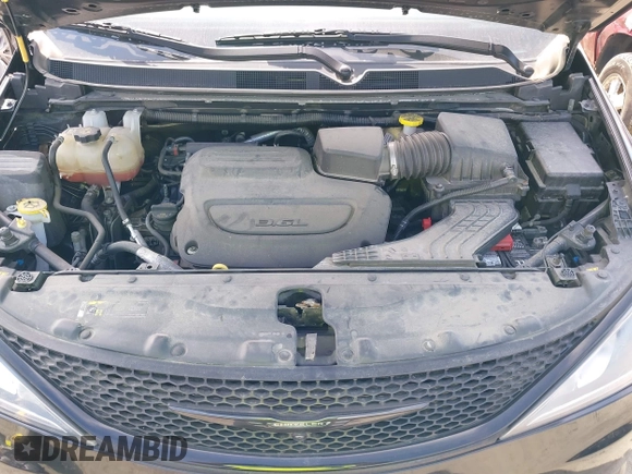 2019 Chrysler Pacifica Limited 35th Anniversary with VIN 2C4RC1GG3KR617683, listed as a IAAI auction lot 41661949 with 79,779 mi miles and . Bid and sale history available at DreamBid. Image 10.