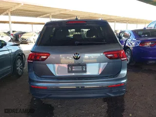 2022 Volkswagen Tiguan S with VIN 3VV1B7AX8NM146414, listed as a IAAI auction lot 41773162 with 115,193 mi miles. Bid and sale history available at carsss.com. Image 16.