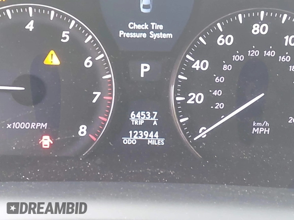 2009 Lexus LS 460 с VIN JTHCL46F095001574, выставлен на аукционе IAAI как лот 42115283 с пробегом 123 944 миль миль и . История ставок и продаж доступна на DreamBid. Изображение 15.