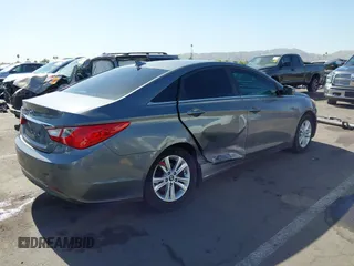 2012 Hyundai Sonata GLS z VIN 5NPEB4AC4CH478607, wystawiony jako IAAI lot #42276445 z przebiegiem 173 812 mil mil oraz . Historia ofert i sprzedaży dostępna na DreamBid. Obrazek 4.