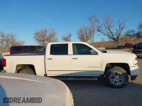 2016 Chevrolet Silverado 1500 LTZ with VIN 3GCUKSEJ2GG324890, listed as a IAAI auction lot 41141398 with 193,362 mi miles. Bid and sale history available at carsss.com. Image 13.
