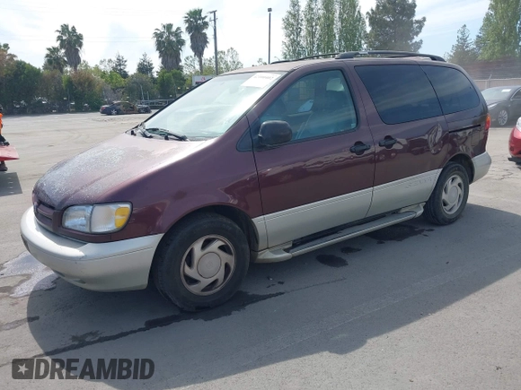 1998 Toyota Sienna LE с VIN 4T3ZF13C5WU010268, выставлен на аукционе IAAI как лот 42100402 с пробегом 258 934 миль миль и . История ставок и продаж доступна на DreamBid. Изображение 2.