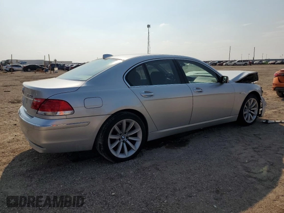 2008 BMW 7 Series 750i with VIN WBAHL83508DT13048, listed as a Copart auction lot 70463774 with 140,781 mi miles and Salvage Title. Bid and sale history available at carsss.com. Image 3.