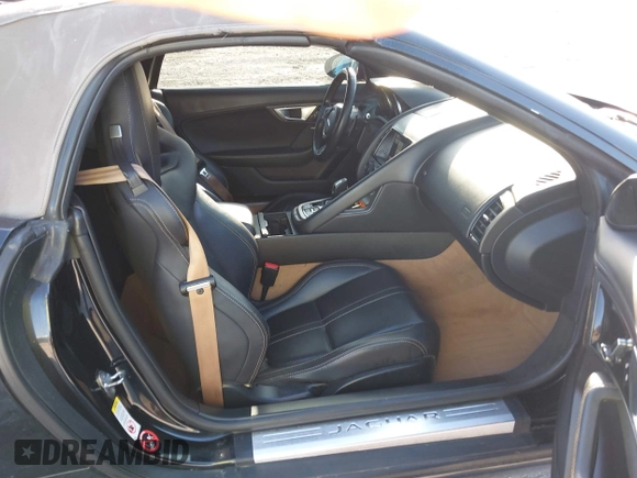 2015 Jaguar F-Type V6 with VIN SAJWA6ET7F8K15559, listed as a IAAI auction lot 41955374 with 89,257 mi miles and . Bid and sale history available at DreamBid. Image 5.