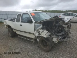 1995 Toyota T100 DX z VIN JT4VD12E5S0002399, wystawiony jako Copart lot #50703005 z przebiegiem 381 083 mil mil oraz Szkody całkowita. Historia ofert i sprzedaży dostępna na DreamBid. Obrazek 4.
