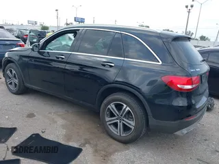 2019 Mercedes-Benz GLC 300 z VIN WDC0G4JB0KV135806, wystawiony jako IAAI lot #41935274 z przebiegiem 85 704 mil mil oraz . Historia ofert i sprzedaży dostępna na DreamBid. Obrazek 3.
