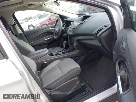 2017 Ford Escape SE with VIN 1FMCU0G90HUC81240, listed as a IAAI auction lot 40607814 with 68,333 mi miles and . Bid and sale history available at DreamBid. Image 5.
