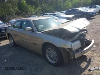2006 Chrysler 300 Touring with VIN 2C3KA53G26H230479, listed as a IAAI auction lot 41871247 with 91,997 mi miles. Bid and sale history available at carsss.com. Image 1.