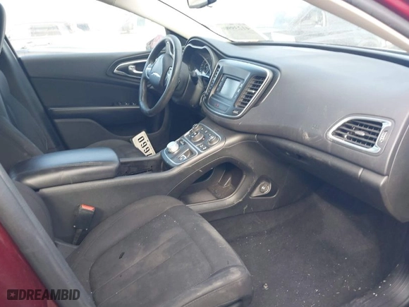 2015 Chrysler 200 Limited with VIN 1C3CCCAB5FN712817, listed as a IAAI auction lot 41239906 with 115,715 mi miles. Bid and sale history available at carsss.com. Image 5.