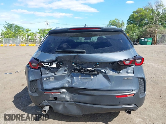 2024 Mazda CX-50 S Premium z VIN 7MMVABDM7RN160582, wystawiony jako IAAI lot #42312189 z przebiegiem 43 210 mil mil oraz . Historia ofert i sprzedaży dostępna na DreamBid. Obrazek 16.