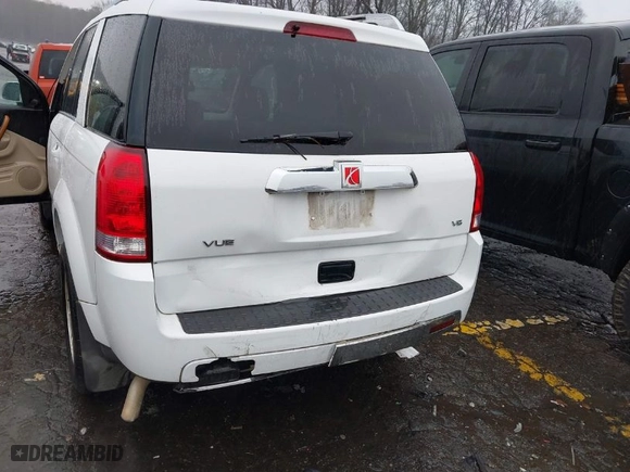 2006 Saturn VUE with VIN 5GZCZ53426S895629, listed as a IAAI auction lot 41567279 with 157,126 mi miles. Bid and sale history available at carsss.com. Image 6.