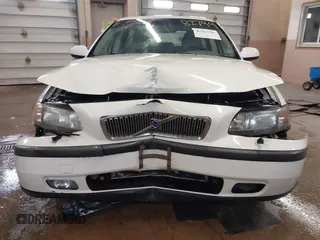 2001 Volvo V70 с VIN YV1SW53D011006843, выставлен на аукционе IAAI как лот 41582749 с пробегом 243 272 миль миль и . История ставок и продаж доступна на DreamBid. Изображение 12.