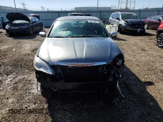 2013 Chrysler 200 Limited with VIN 1C3CCBCG9DN521093, listed as a Copart auction lot 48413365 with 185,004 mi miles and Salvage Title. Bid and sale history available at DreamBid. Image 5.