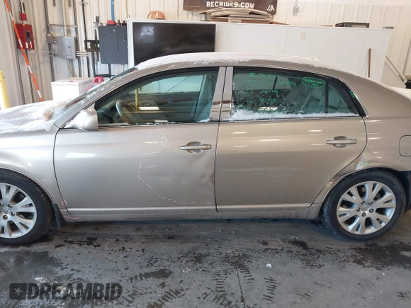 2009 Toyota Avalon XL with VIN 4T1BK36B89U325185, listed as a IAAI auction lot 41398285 with 49,396 mi miles. Bid and sale history available at carsss.com. Image 14.