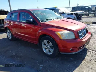 2010 Dodge Caliber Mainstreet z VIN 1B3CB3HA2AD546221, wystawiony jako IAAI lot #41823836 z przebiegiem 128 248 mil mil oraz . Historia ofert i sprzedaży dostępna na DreamBid. Obrazek 1.