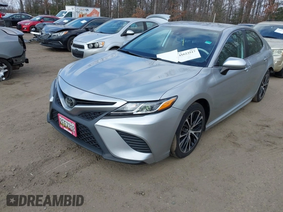 2020 Toyota Camry SE with VIN 4T1G11AKXLU941014, listed as a IAAI auction lot 41623517 with 109,172 mi miles. Bid and sale history available at carsss.com. Image 17.