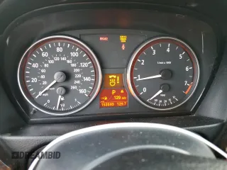 2006 BMW 3 Series 330xi with VIN WBAVD33536KV61953, listed as a Copart auction lot 84622424 with 153,593 mi miles and Salvage Title. Bid and sale history available at carsss.com. Image 9.