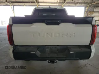 2022 Toyota Tundra 2WD SR5 with VIN 5TFLA5AB7NX017917, listed as a Copart auction lot 87608135 with 38,441 mi miles and Salvage Title. Bid and sale history available at carsss.com. Image 6.