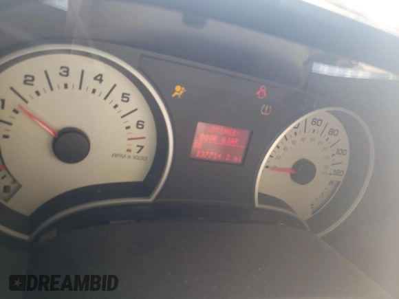 2006 Ford Explorer Limited с VIN 1FMEU75896UB00855, выставлен на аукционе Copart как лот 50220535 с пробегом 137 714 миль миль и Списание • Salvage title. История ставок и продаж доступна на DreamBid. Изображение 9.