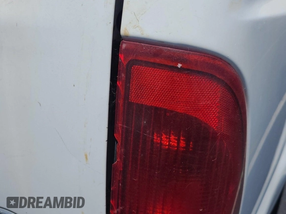 2005 Ford F-250 XL with VIN 1FTSX20545EB22186, listed as a IAAI auction lot 42832839 with 157,916 mi miles and . Bid and sale history available at DreamBid. Image 19.