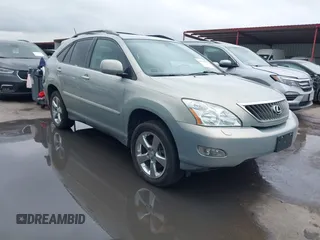 2008 Lexus RX 350 with VIN 2T2GK31U98C030560, listed as a IAAI auction lot 41913835 with 199,854 mi miles and . Bid and sale history available at DreamBid. Image 1.
