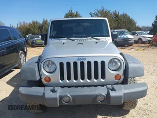 2007 Jeep Wrangler X z VIN 1J4FA24187L143478, wystawiony jako IAAI lot #41782412 z przebiegiem 138 913 mil mil oraz . Historia ofert i sprzedaży dostępna na DreamBid. Obrazek 12.
