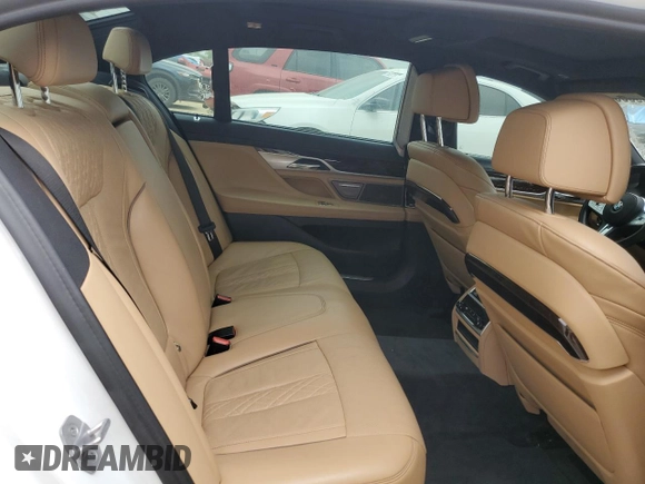 2021 BMW 7 Series 740i with VIN WBA7T2C06MCF88813, listed as a Copart auction lot 49589555 with 60,802 mi miles and Salvage title. Bid and sale history available at DreamBid. Image 10.