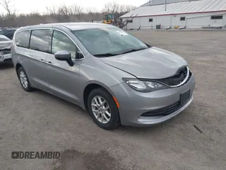 2018 Chrysler Pacifica Touring with VIN 2C4RC1DGXJR177738, listed as a IAAI auction lot 41895939 with 194,788 mi miles and . Bid and sale history available at DreamBid. Image 1.