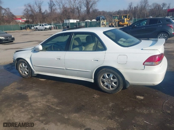 2002 Honda Accord Sdn EX with VIN 1HGCG56602A020944, listed as a IAAI auction lot 41442076 with 208,244 mi miles. Bid and sale history available at carsss.com. Image 14.