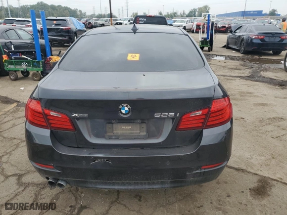 2016 BMW 5 Series 528i xDrive with VIN WBA5A7C57GG146252, listed as a Copart auction lot 50019405 with 0 mi miles and Clean Title. Bid and sale history available at carsss.com. Image 6.