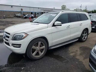 2013 Mercedes-Benz GL 450 z VIN 4JGDF7CE4DA241264, wystawiony jako Copart lot #56803915 z przebiegiem 118 027 mil mil oraz Tytuł czysty. Historia ofert i sprzedaży dostępna na DreamBid. Obrazek 1.
