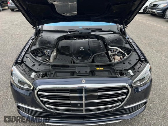 2022 Mercedes-Benz S 500 z VIN W1K6G6DB2NA068179, wystawiony jako Copart lot #59617975 z przebiegiem 43 249 mil mil oraz Czysty tytuł • Clean title. Historia ofert i sprzedaży dostępna na DreamBid. Obrazek 8.