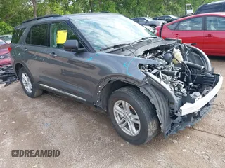 2022 Ford Explorer XLT с VIN 1FMSK8DH6NGA69352, выставлен на аукционе IAAI как лот 42271312 с пробегом 44 533 миль миль и . История ставок и продаж доступна на DreamBid. Изображение 1.