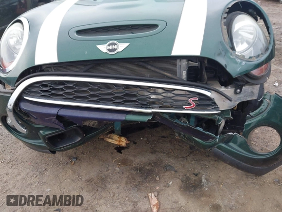 2015 MINI Hardtop 4 Door S with VIN WMWXU3C5XF2B59066, listed as a IAAI auction lot 40900773 with 14,618 mi miles and . Bid and sale history available at DreamBid. Image 17.