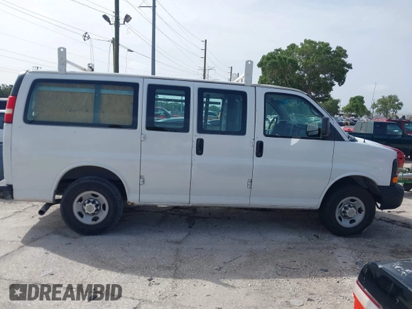 2012 Chevrolet Express Cargo с VIN 1GCWGFCA2C1121527, выставлен на аукционе IAAI как лот 42439536 с пробегом Не указан миль и . История ставок и продаж доступна на DreamBid. Изображение 13.