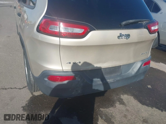 2015 Jeep Cherokee Sport с VIN 1C4PJMAB9FW520075, выставлен на аукционе IAAI как лот 42369985 с пробегом 127 788 миль миль и . История ставок и продаж доступна на DreamBid. Изображение 6.