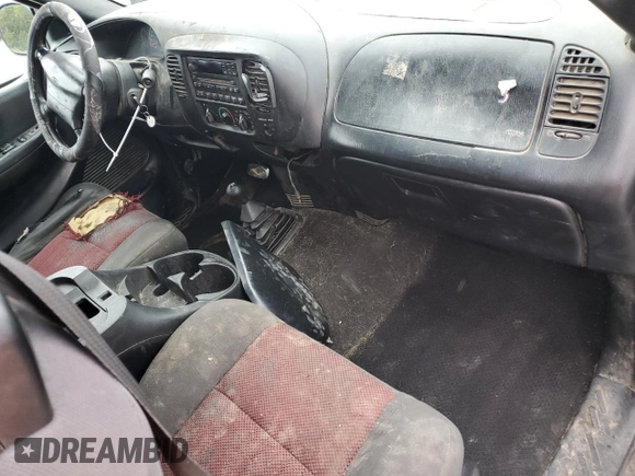 2003 Ford F-150 XL with VIN 1FTRX18W83NA78311, listed as a Copart auction lot 83904904 with 0 mi miles and Salvage Title. Bid and sale history available at carsss.com. Image 8.
