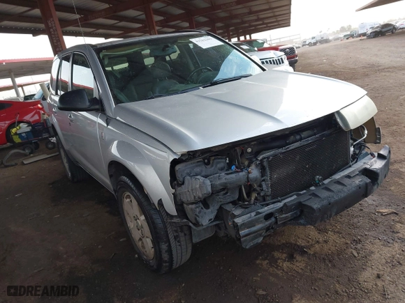 2004 Saturn VUE V6 with VIN 5GZCZ63424S842142, listed as a IAAI auction lot 41562303 with 178,745 mi miles. Bid and sale history available at carsss.com. Image 1.